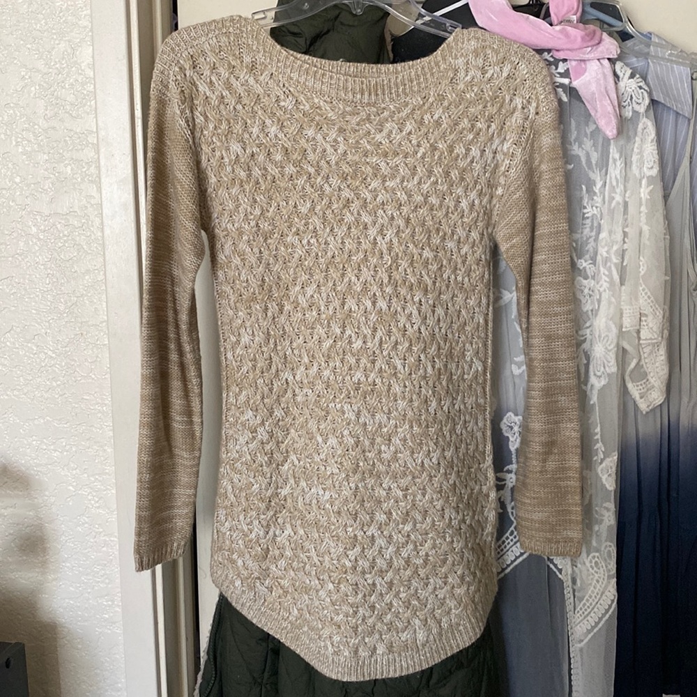 Knit sweater